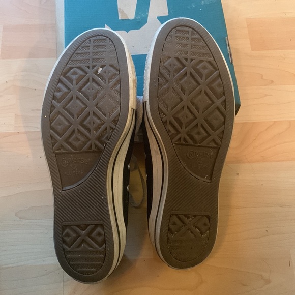 Black & White Converse Chukka Low - Picture 3 of 4